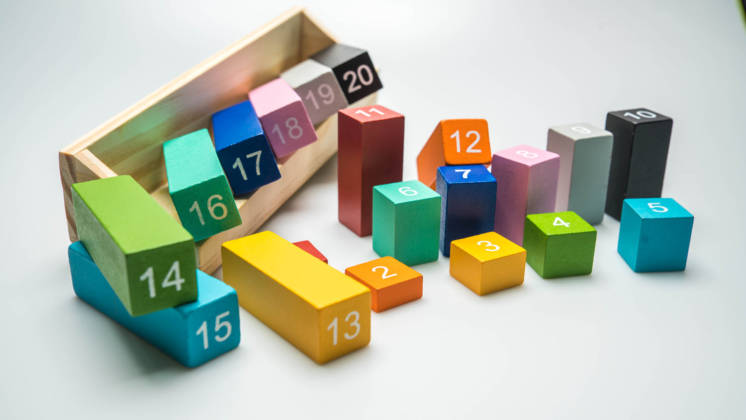 Boosting Numeracy Skills: How Counting Blocks Enhance Early Math Education